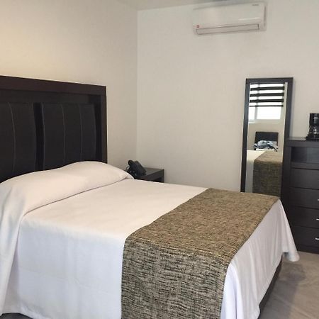 Hotel Mac7 Агуаскалиентес Екстериор снимка