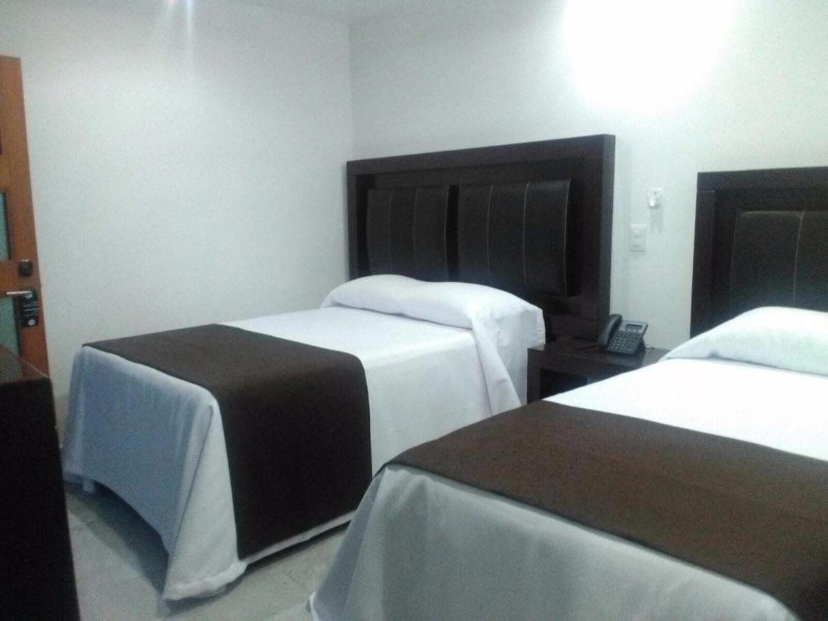 Hotel Mac7 Агуаскалиентес Екстериор снимка