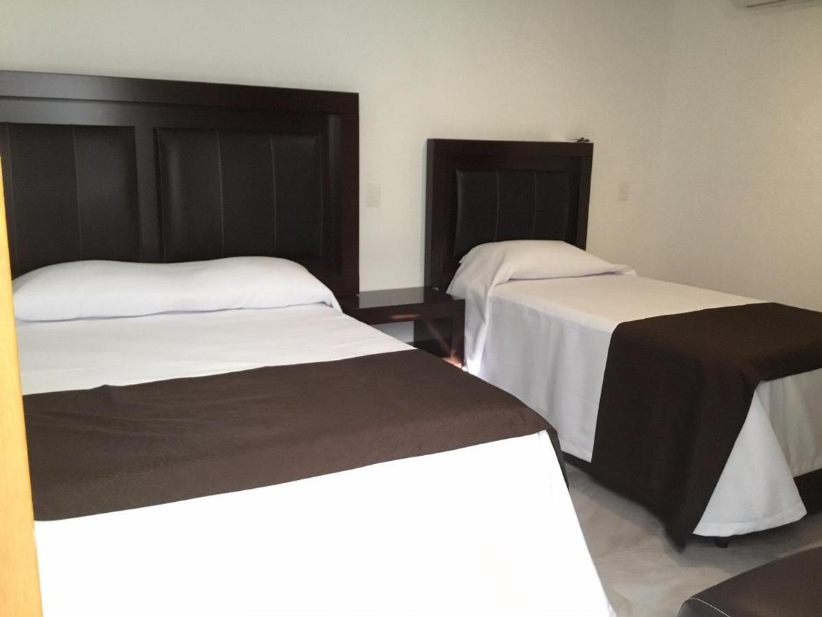 Hotel Mac7 Агуаскалиентес Екстериор снимка